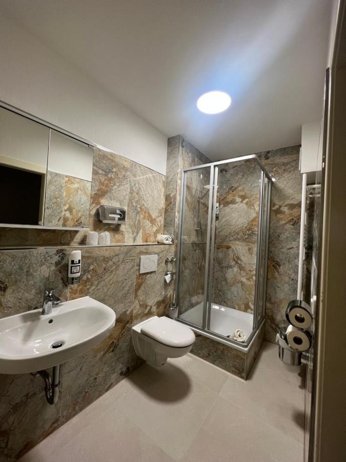 M&M Hotel - Зеветаль Экстерьер фото